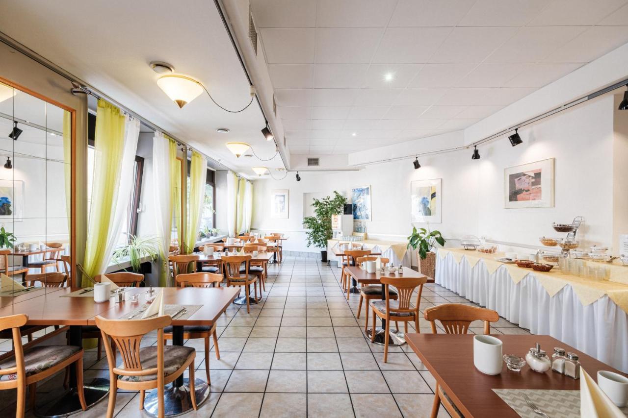Hotel Pelikan Schwäbisch Gmünd Extérieur photo